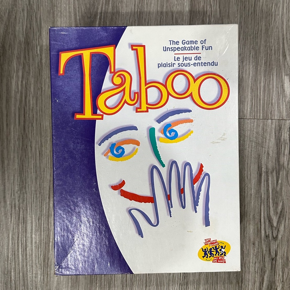 Vintage 2000 Edition Hasbro Taboo Board Game